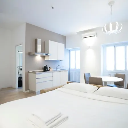 5min Navigli- Duomo-metro- Ac-fashion District 아파트
